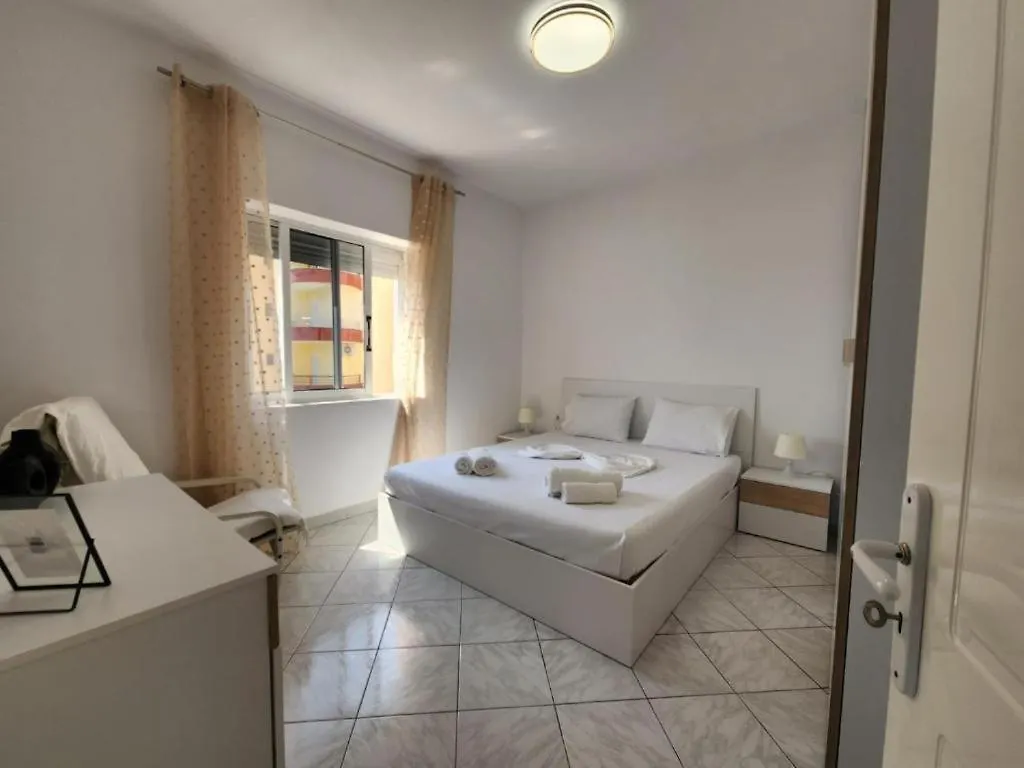 Holiday Sea View Apartment Sarandë 0*,