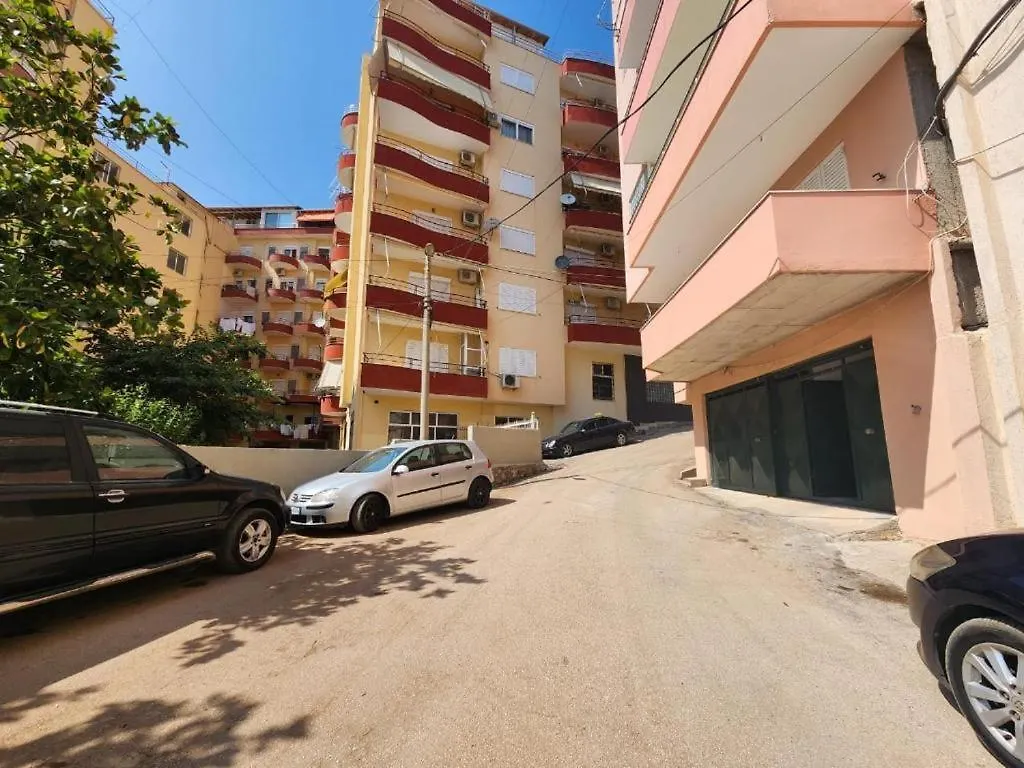 Holiday Sea View Apartment Sarandë